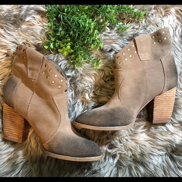 𝅺STEVE Madden P-Jessi Booties - Picture 1 of 6